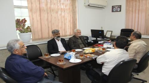 مدیرعامل سیمان داراب از شرکت حمل و نقل امید سیمان بازدید نمودند